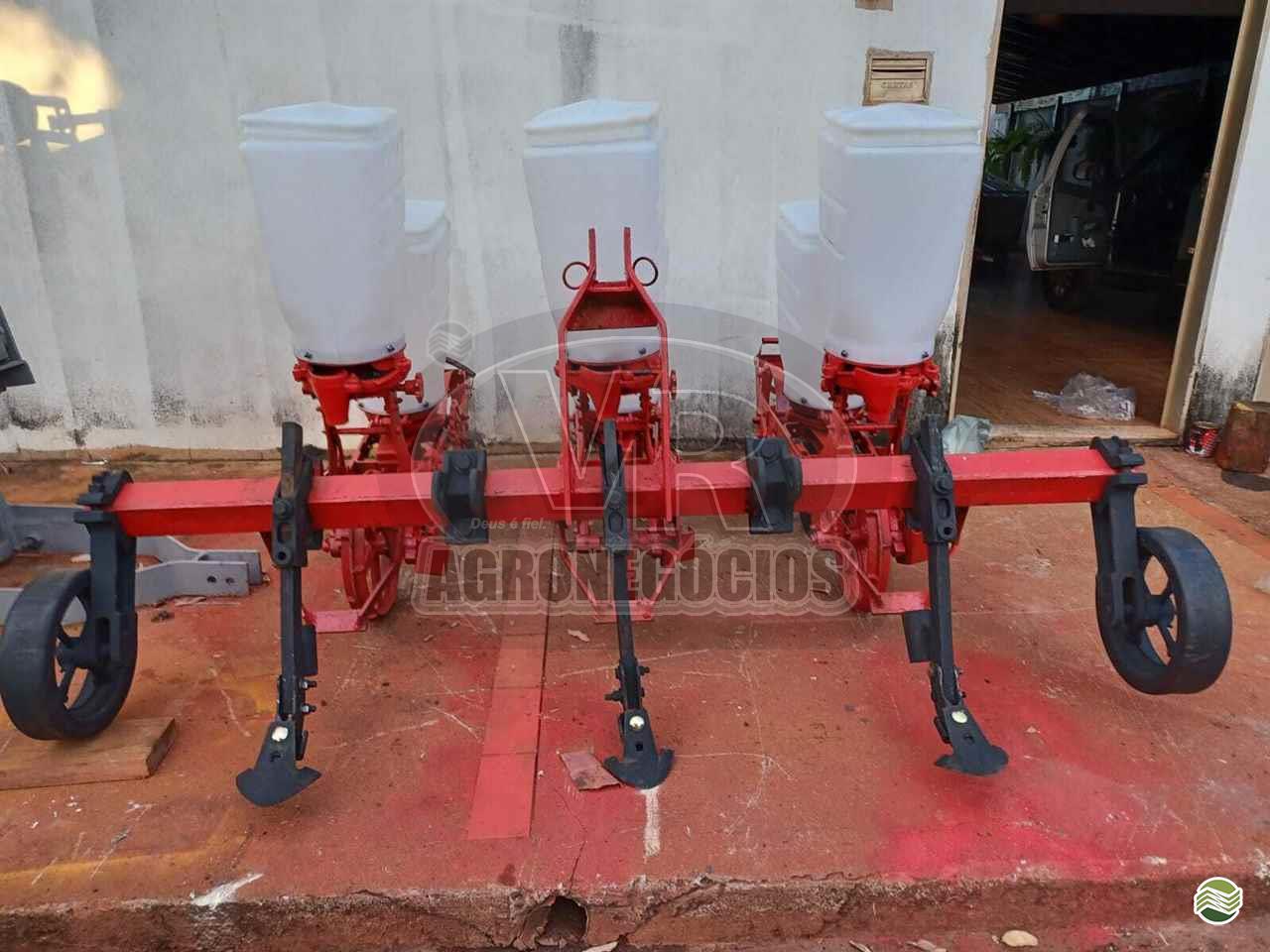 PLANTADEIRA JUMIL JUMIL 3 Linhas VR Agronegócios ARAXA MINAS GERAIS MG